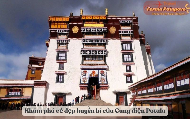 Khám phá vẻ đẹp huyền bí của Cung điện Potala, Lhasa