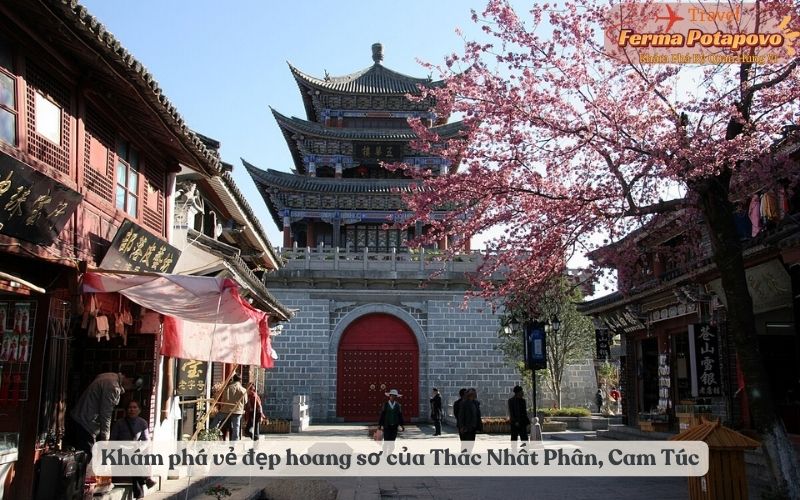 Khám phá vẻ đẹp cổ kính của Thành cổ Đại Lý